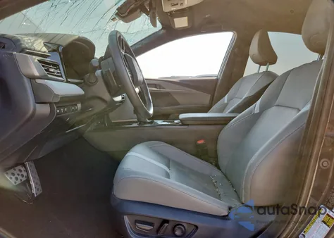 2025 Toyota Camry Xse from USA, damaged, VIN 4T1DAACK2SU068373